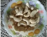 A picture of step 12 of Gujiya (Moong daal khoya and nariyal stuffed).