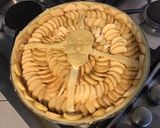 Une image de l'étape 7 de Tarte skull aux pommes et prunes pâte sablée aux amandes.