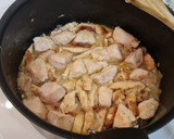 Foto del paso 3 de la receta: Pollo con setas y nueces al pesto