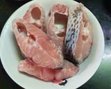 Hình bước làm 1 của món Cá rô phi kho gừng tươi