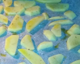 Foto del paso 5 de la receta: Patatas crujientes (bajo en calorías)