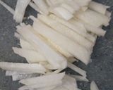 Foto langkah ke 2 dari resep Tumis bengkoang wortel ebi.