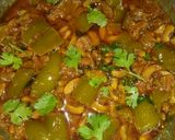 शिमला मिरची आणि ताजी बरबटी ची मिक्स भाजी (shimla mirchi ani barbati recipe in marathi) रेसिपी स्टेप 4 फोटो
