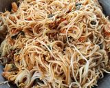 এগ চিকেন নুডলস(Egg chicken noodles recipe in Bengali) রেসিপির ধাপ 7 ছবি