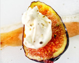 Foto del paso 2 de la receta: Brevas con mascarpone y jamón curado