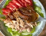 Une image de l'étape 3 de Salade de thon à la sauce d’oignons aigre-douce.