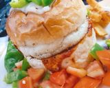 A picture of step 3 of Pizza Burger.