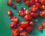 Foto langkah ke 2 dari resep Tumis Brokoli Bawang Putih.
