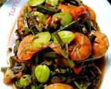 Foto langkah ke 3 dari resep Tumis Sayur Pakis.