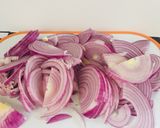 Foto del paso 1 de la receta: Cebolla Curtida con Miel y Vinagre!!