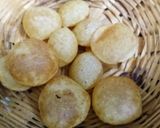 A picture of step 5 of Paani puri.