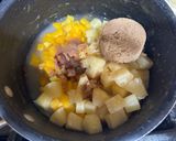 A picture of step 1 of Mango Pineapple Empanada.