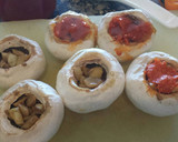 Foto del paso 3 de la receta: Champiñones rellenos de sobrasada y miel