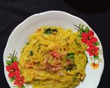 Foto langkah ke 3 dari resep Mie Sorodot /Mie glosor Goreng.