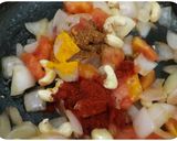 A picture of step 5 of Paneer Tikka Masala.