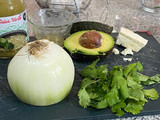 Huevoquiles (chilaquiles de huevo)