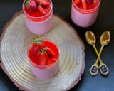 A picture of step 10 of Strawberry Mousse.