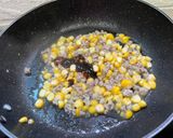 รูปขั้นตอนการทำที่ 4 ของ ข้าวหน้าหมูสับผัดข้าวโพด