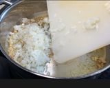 Foto del paso 2 de la receta: Solomillo de cerdo en salsa (rica y fácil)