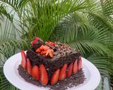 A picture of step 8 of Choco-overloaded cake.