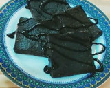 A picture of step 3 of Chocolate dates cube.