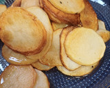 Foto del paso 2 de la receta: Salchipapas con tomate