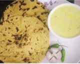 A picture of step 5 of Makki Ki Roti.