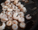 Foto del paso 2 de la receta: Arroz con verduras y gambas