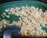 Foto langkah ke 2 dari resep Dadar jagung simple.