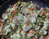 Foto del paso 6 de la receta: Salteado🍄de vegetales🧅🥕🍗y pollo🍱🥙🌯