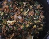A picture of step 4 of Bhendi fry.