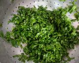 પાલક ના ચીલ્લા વિથ વેજીટેબલ રાઇતું (Palak Chila With Vegetable Raita Recipe In Gujarati) રેસીપી સ્ટેપ1ફોટો