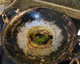Foto langkah ke 2 dari resep Tumis daun pepaya.