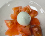 Foto del paso 2 de la receta: Ensalada de tomate y burratina