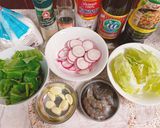 รูปขั้นตอนการทำที่ 1 ของ G.Î.R.L.s 👧🏻👧🏼👧🏽👧🏿 / ผัดผักสี่สหาย / Fried Veggies with oyster sauce