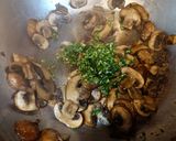 Foto del paso 5 de la receta: Risotto de spaghettini y setas