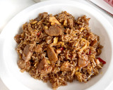 Foto langkah ke 5 dari resep Nasi Goreng Bakso Simple Rumahan.