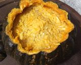 Foto del paso 8 de la receta: Zapallo cabutia relleno con arroz, pollo, muzzarella y cebolla