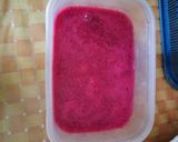 Foto langkah ke 3 dari resep Es jelly susu buah naga.