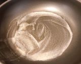 Hình bước làm 2 của món Mì Soba Chestnut Sốt Phô Mai Xanh Gorgonzola, Táo & Sò Điệp