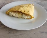 Foto del paso 5 de la receta: Calzone de cebolla y queso