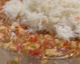 Gambar langkah 4 resipi Nasi Goreng Ayam (R375).
