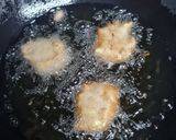 A picture of step 2 of Banana Fritters.
