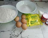 A picture of step 1 of Vanilla cup cakes.