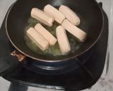 Foto langkah ke 2 dari resep Telur Gulung Sosis.