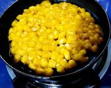 Hình bước làm 4 của món Bánh bắp ngọt chiên giòn chấm sốt me