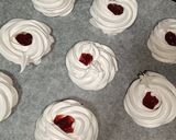 Foto del paso 10 de la receta: Mini Pavlovas rellenas de crema de mascapone