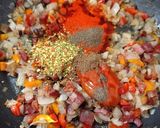 Pirított csirkepörkölt recept fázis 2 fotója