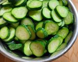 Vegyes savanyúság recept fázis 2 fotója
