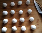 A picture of step 5 of Tukimi Dango (Moon Viewing Dumpling).
